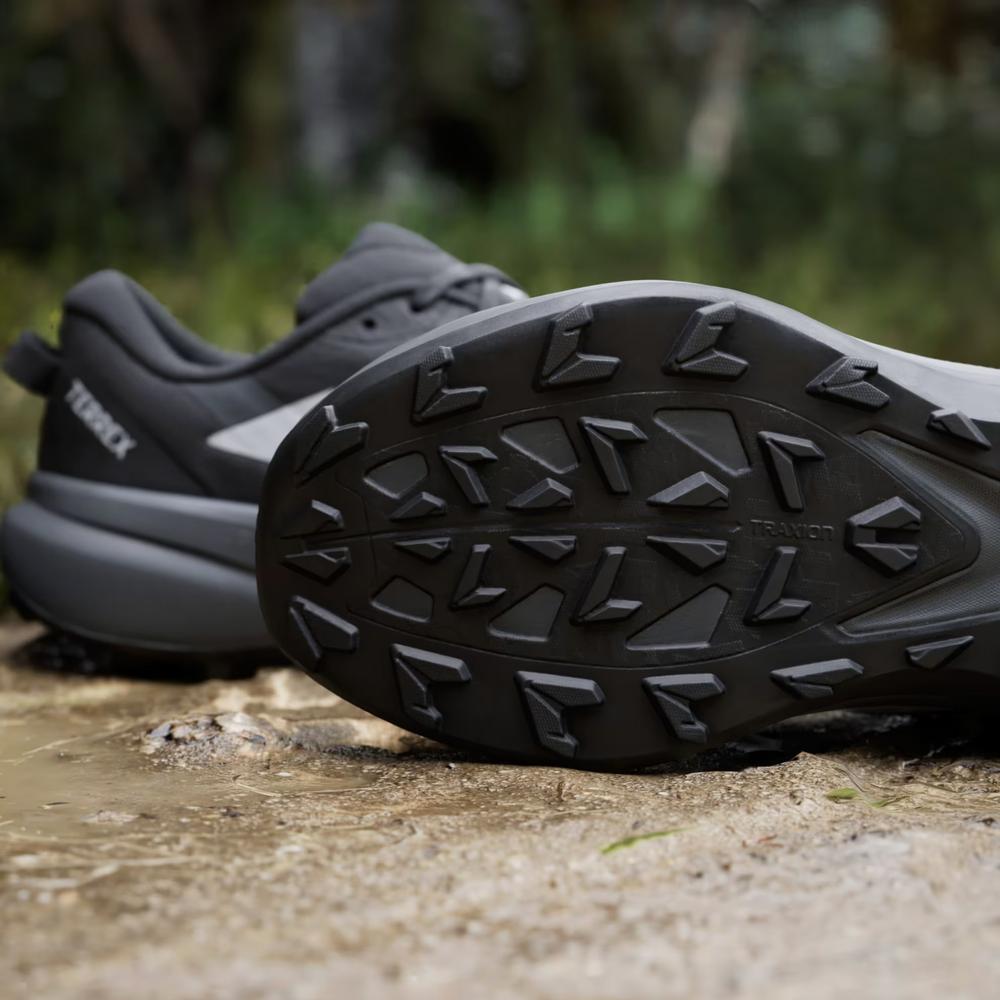 Buty męskie adidas Terrex Tracefinder Plus JQ1955 - czarne