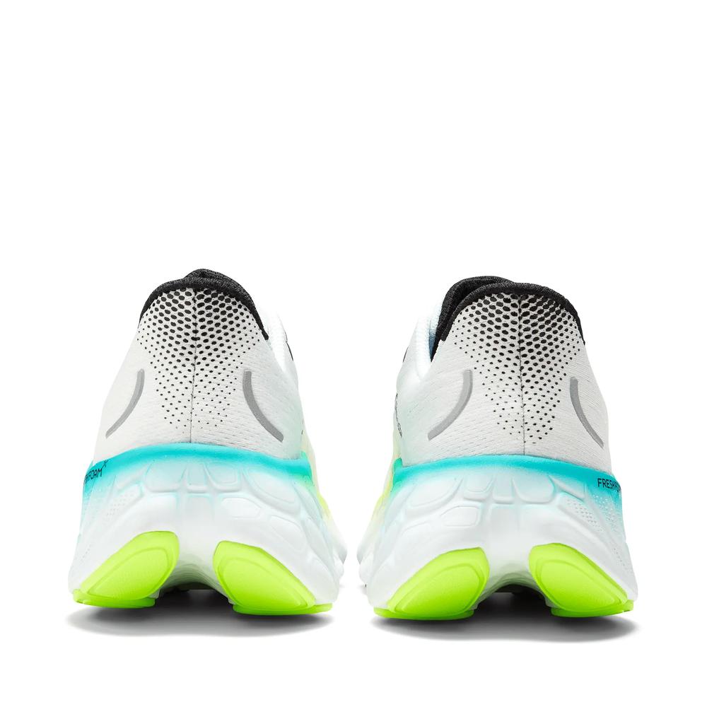 Buty New Balance Fresh Foam More v4 MMORWT4 - białe