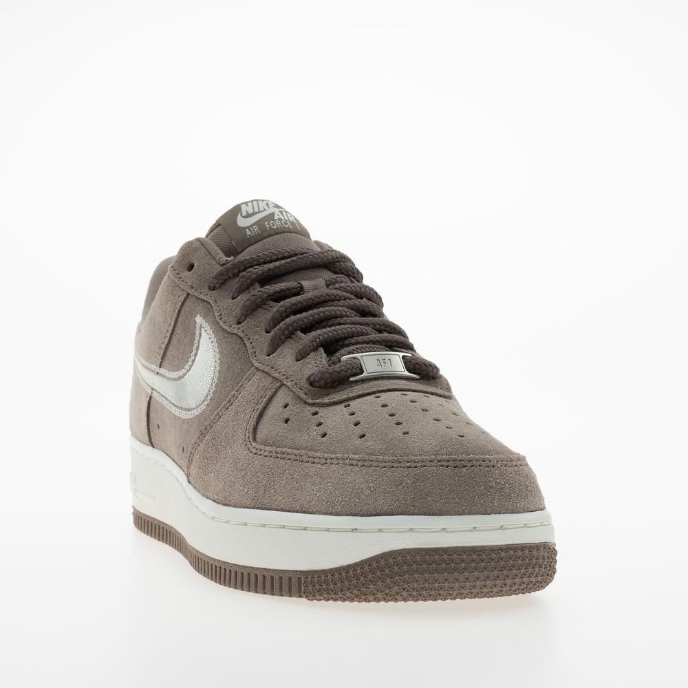 Buty męskie Nike Air Force 1 '07 HJ4465-200 - brązowe