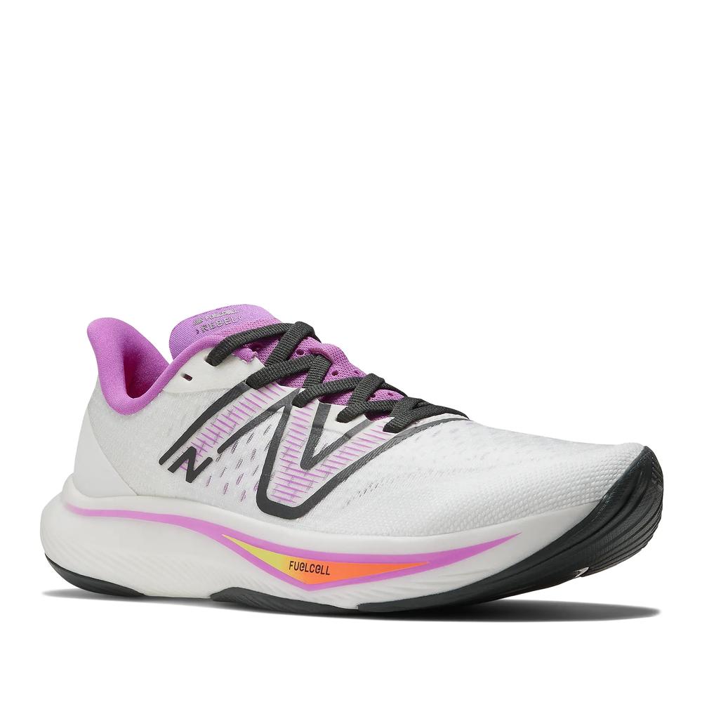 Buty New Balance FuelCell Rebel v3 WFCXCW3 - białe