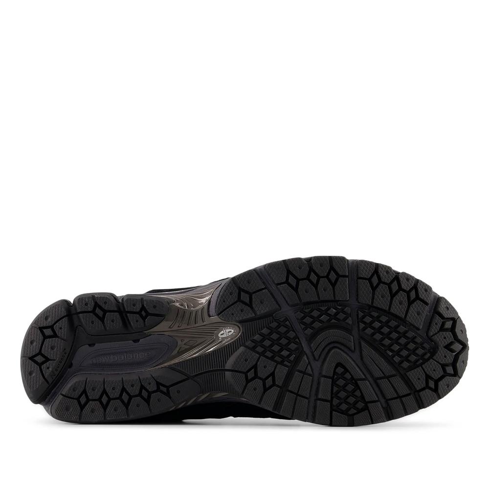 Buty unisex New Balance Protection Pack Gore-Tex U20023MB - czarne