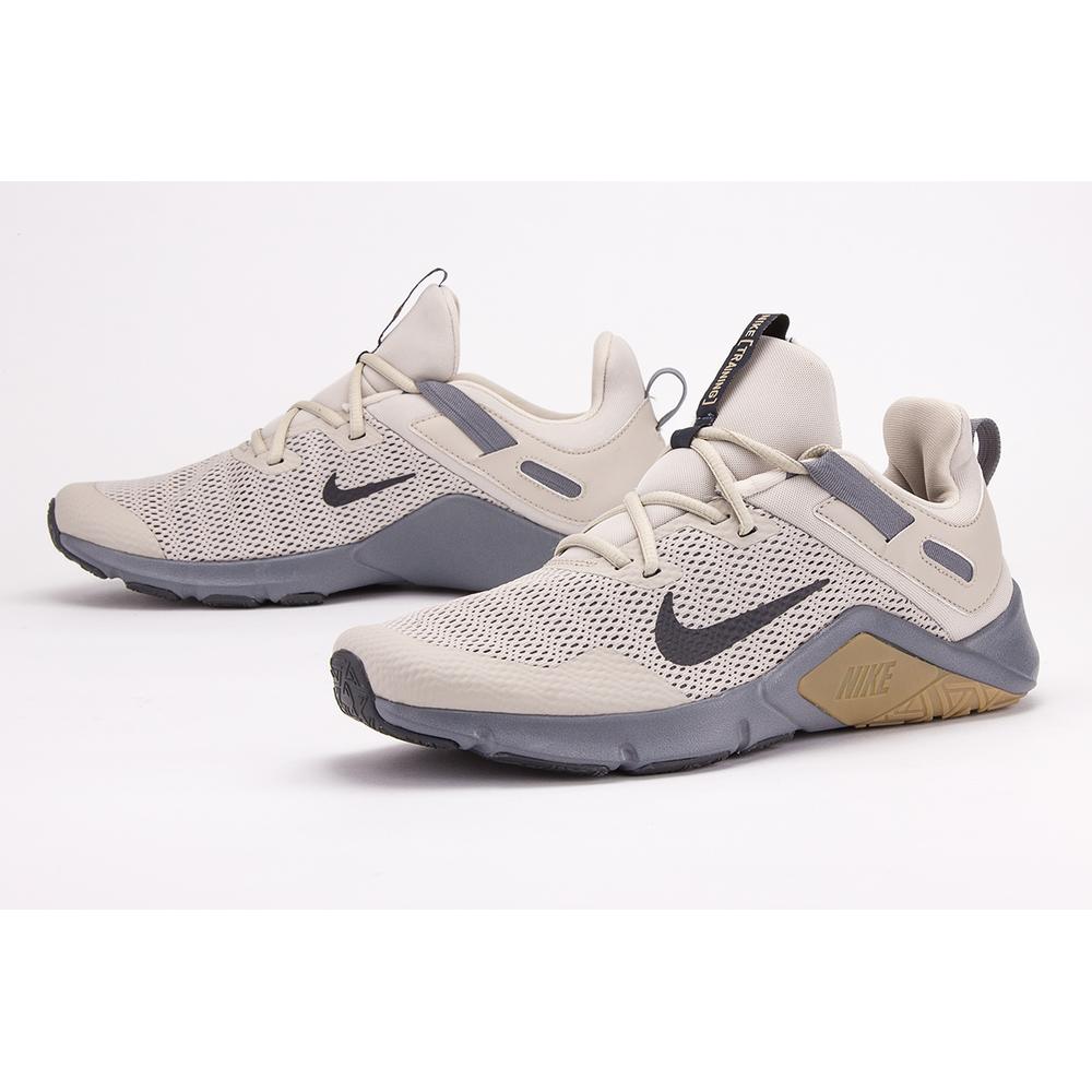 NIKE LEGEND ESSENTIAL > CD0443-200