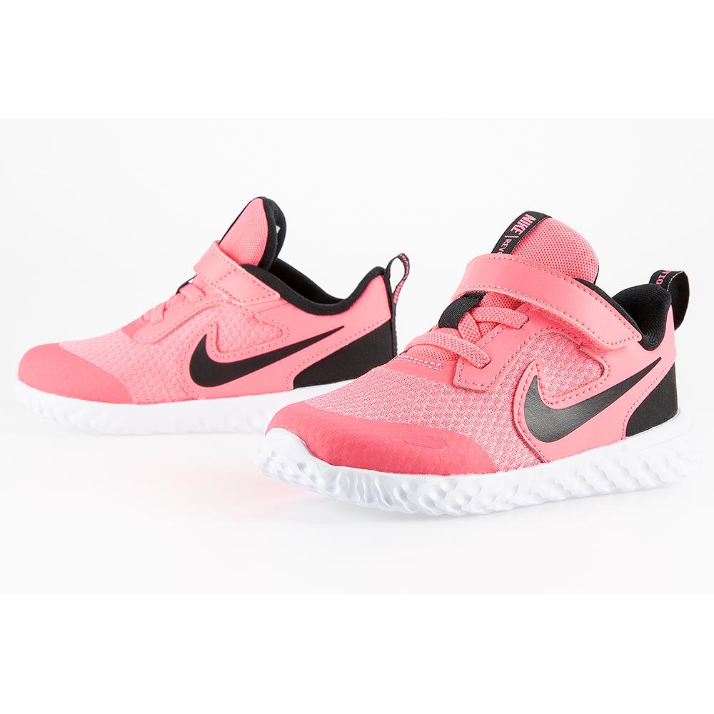 Nike Revolution 5 > BQ5673-602