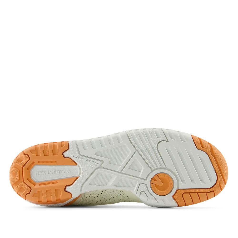 Buty New Balance BBW550AJ - beżowe