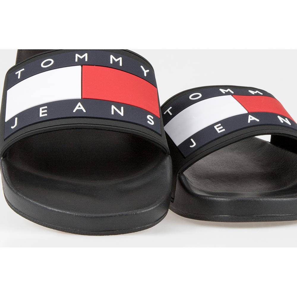 Tommy Jeans Rubber Flag Pool Slides > EM0EM00689-BDS