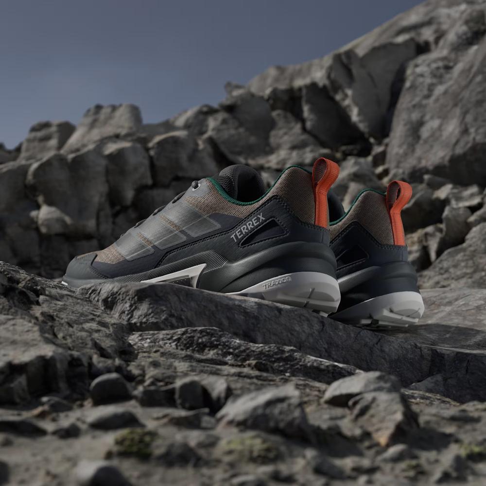 Buty męskie adidas Terrex Eastrail 3 KJ8951 - czarno-brązowe