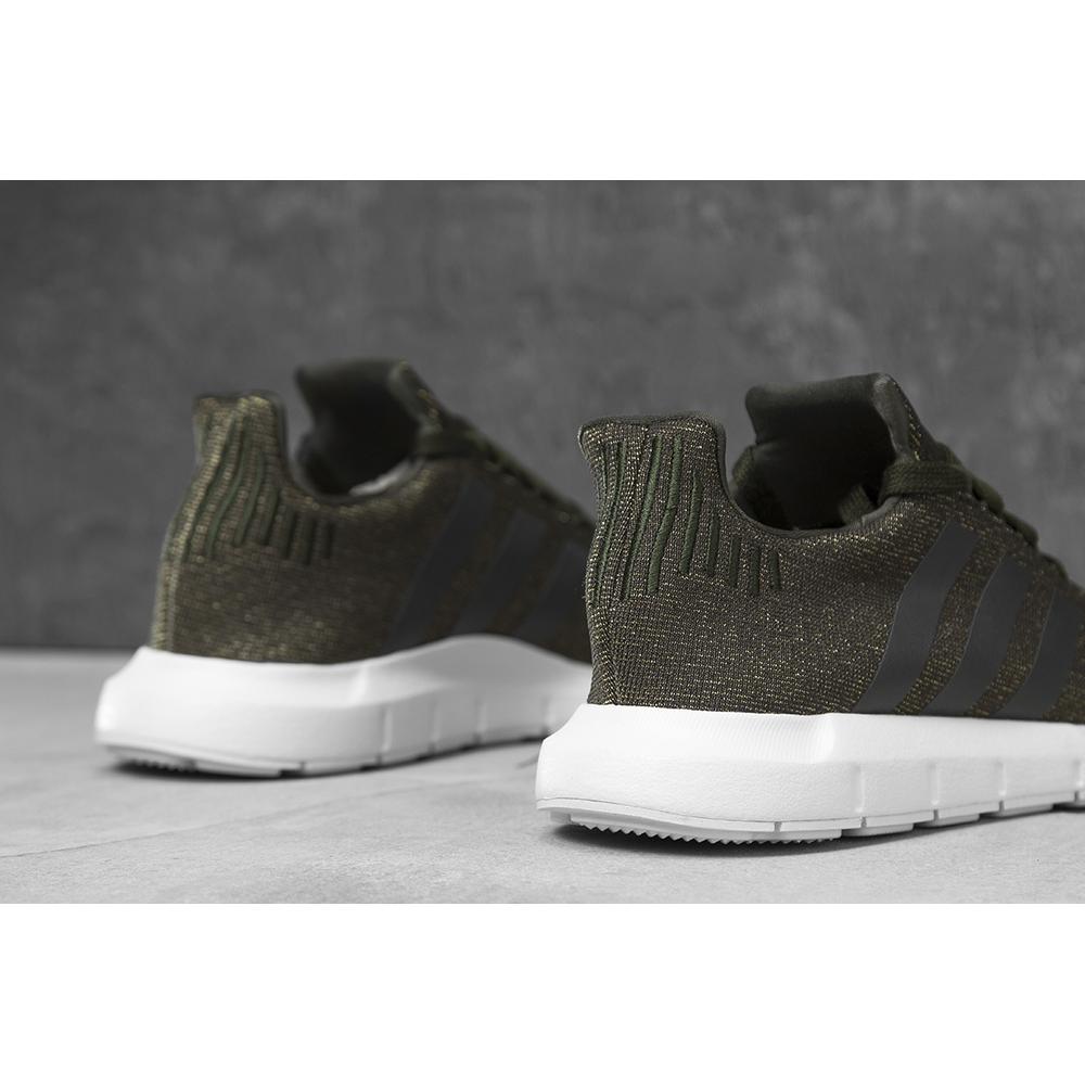 ADIDAS SWIFT RUN W > CQ2016