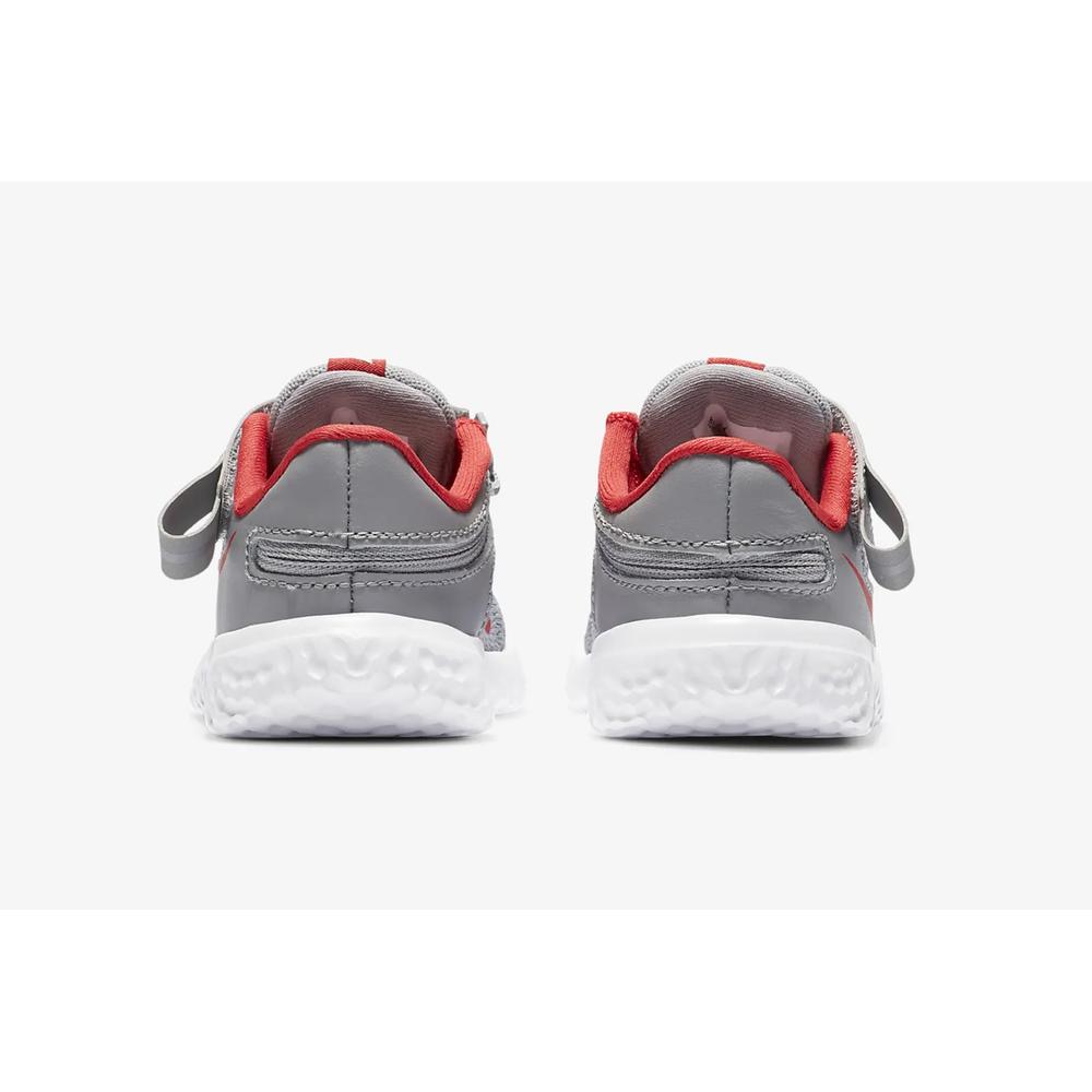 NIKE REVOLUTION 5 > CQ4651-013