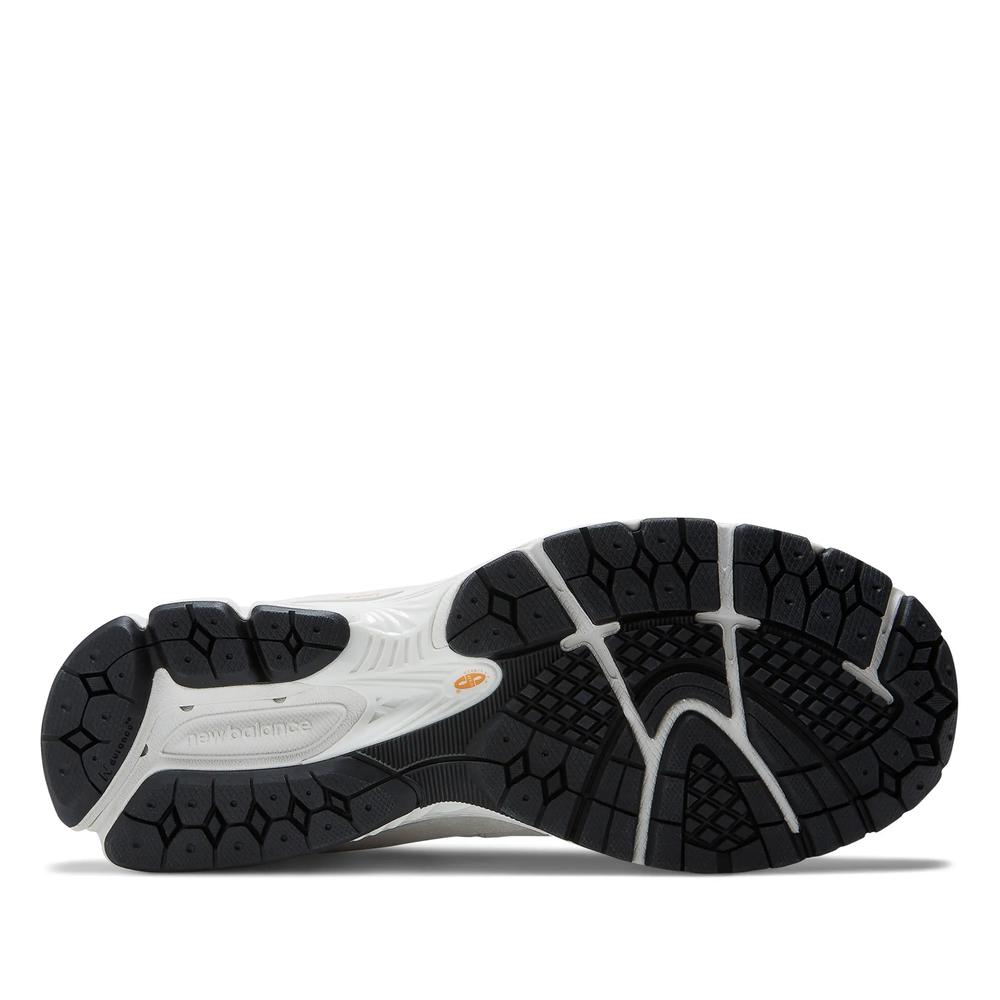 Buty New Balance M2002REC - białe