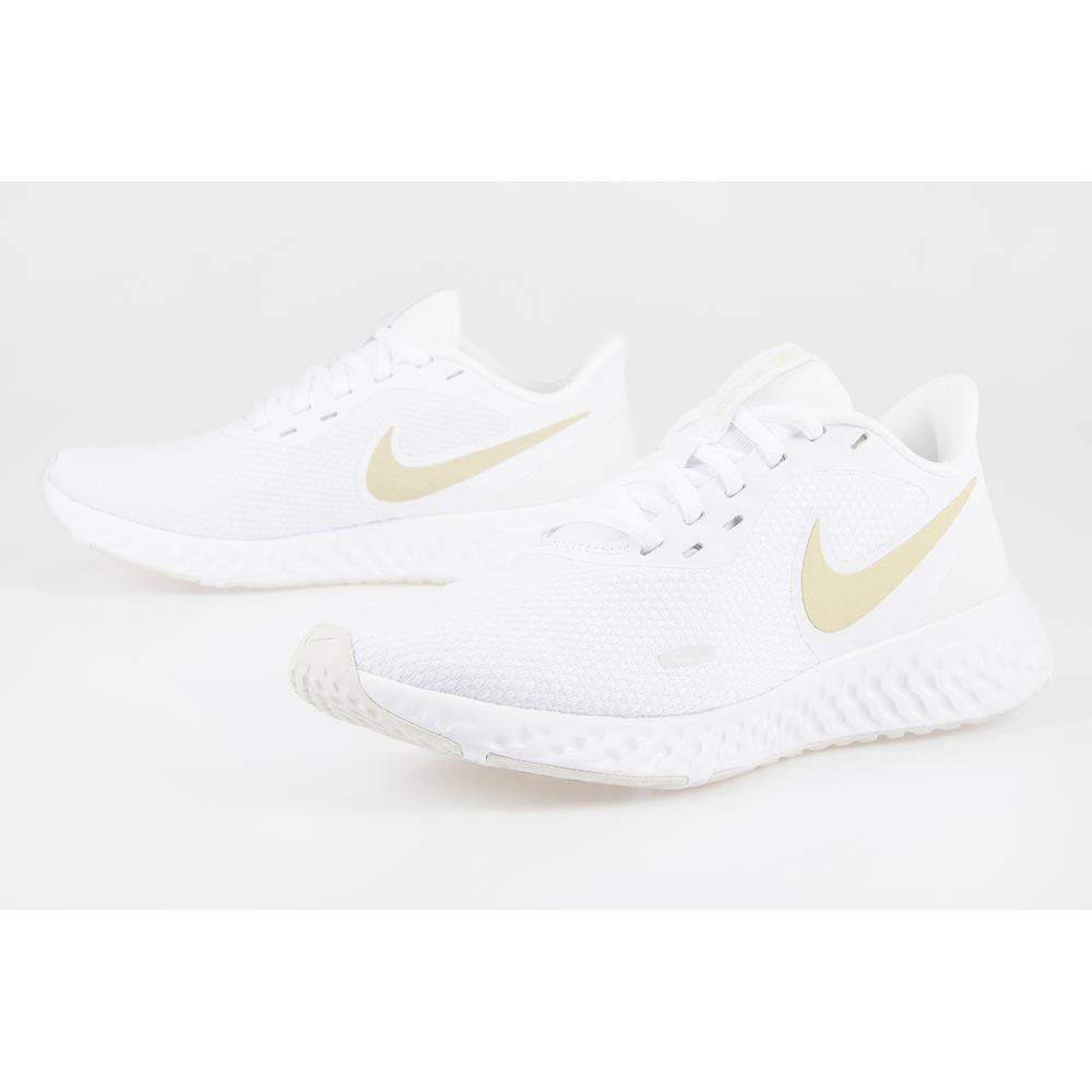 Nike Revolution 5 > BQ3207-108