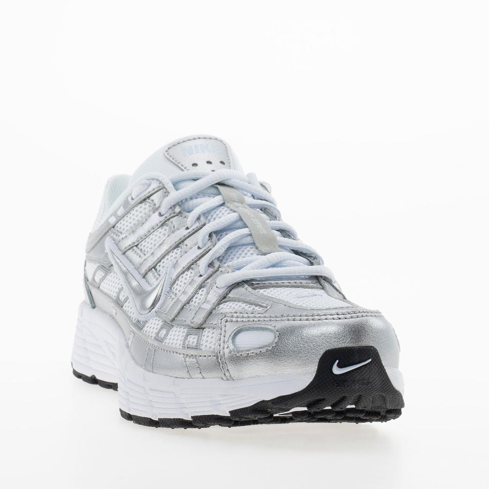 Buty młodzieżowe Nike P-6000 HV5064-101 - srebrne