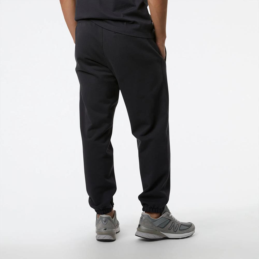 Spodnie dresowe New Balance MP23551PHM - czarne