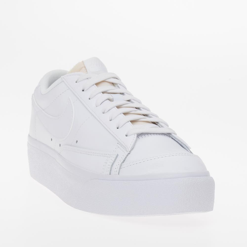 Buty Nike Blazer Low Platform DJ0292-100 - białe