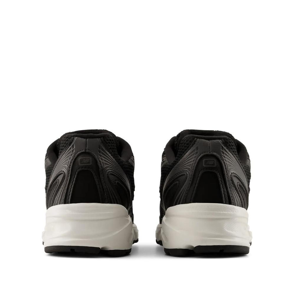Buty unisex New Balance U7402B2 - czarne