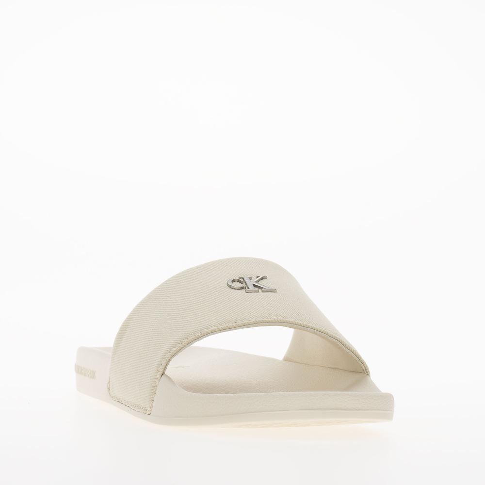 Klapki Calvin Klein Slide Monogram Hardware YW0YW01713-AEO - białe