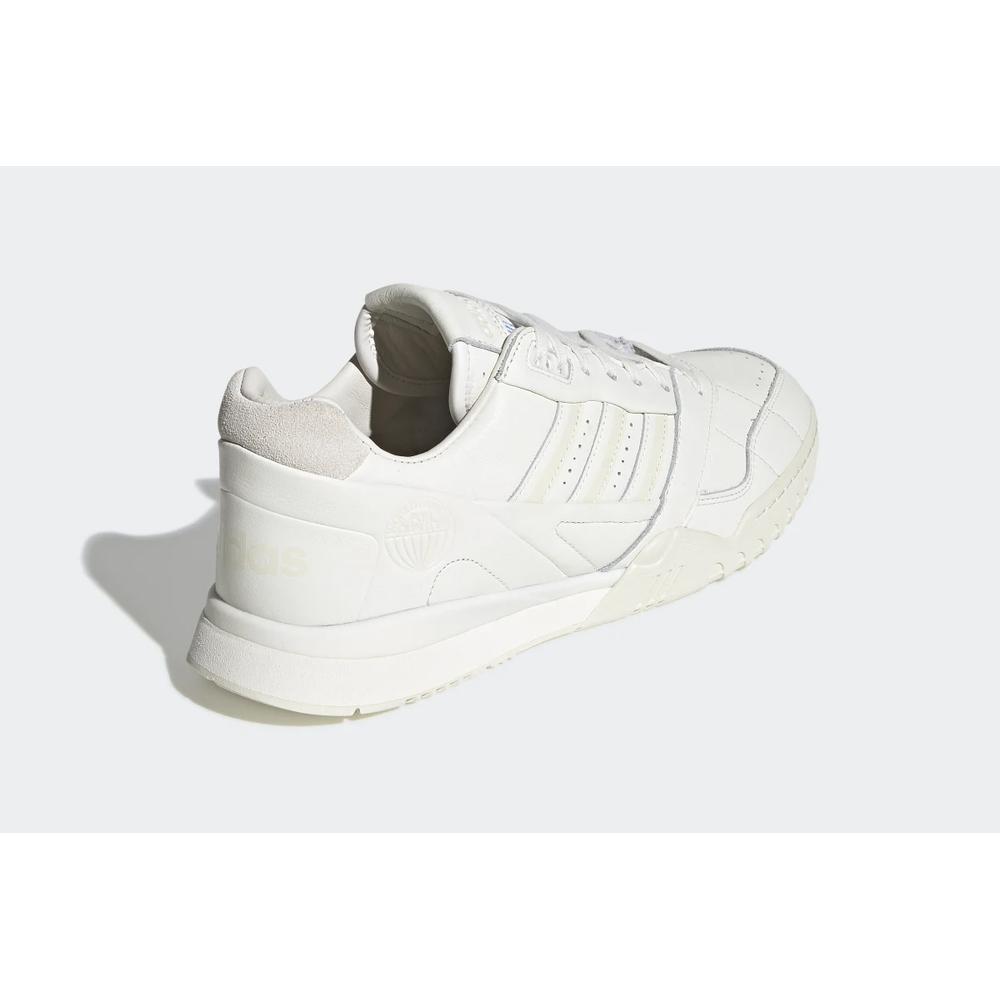 ADIDAS ORIGINALS A.R. TRAINER > EG2646