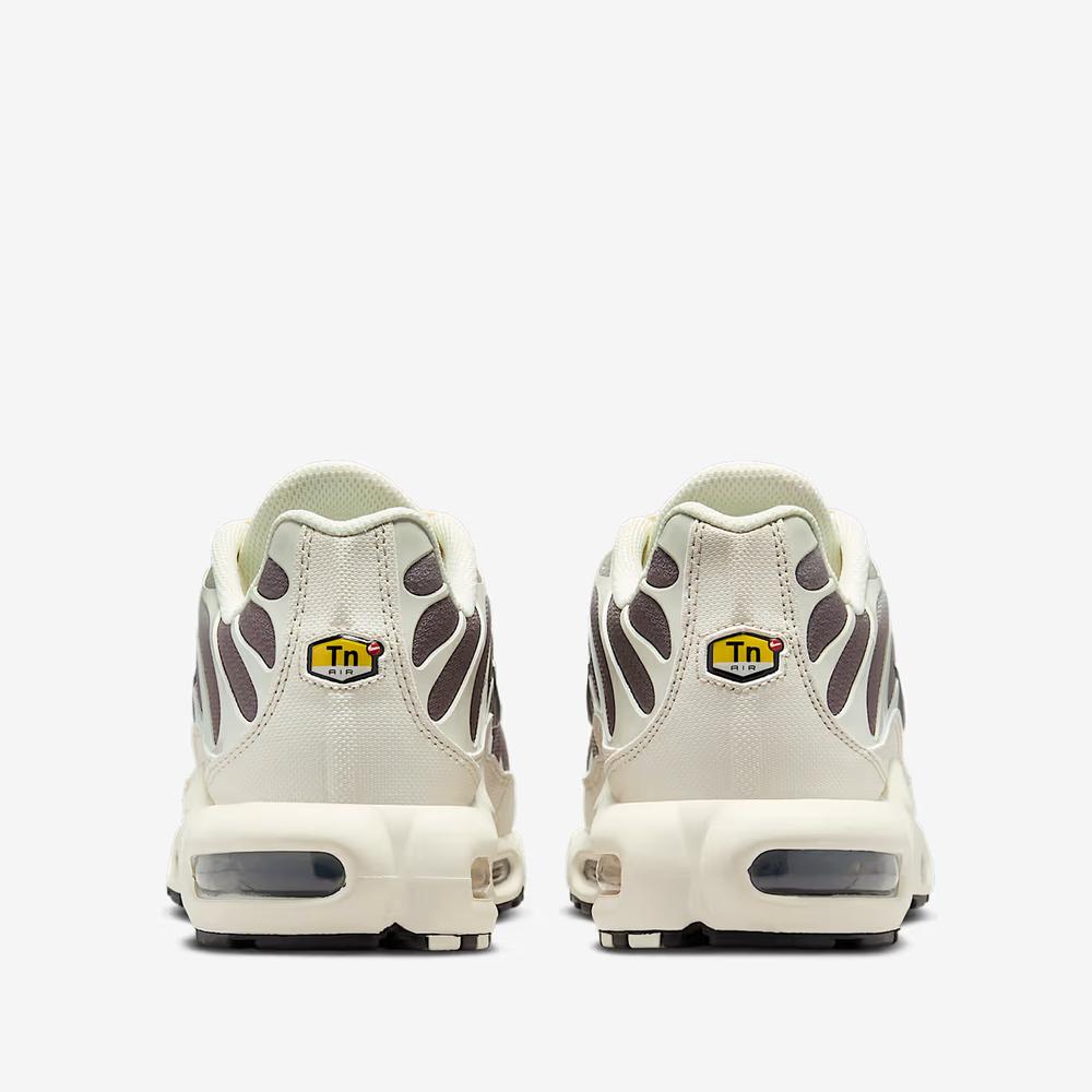 Buty męskie Nike Air Max Plus DM0032-106 - białe