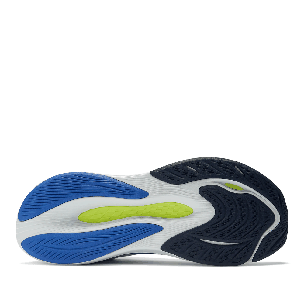 Buty New Balance FuelCell Propel v4 MFCPRCW4 - białe