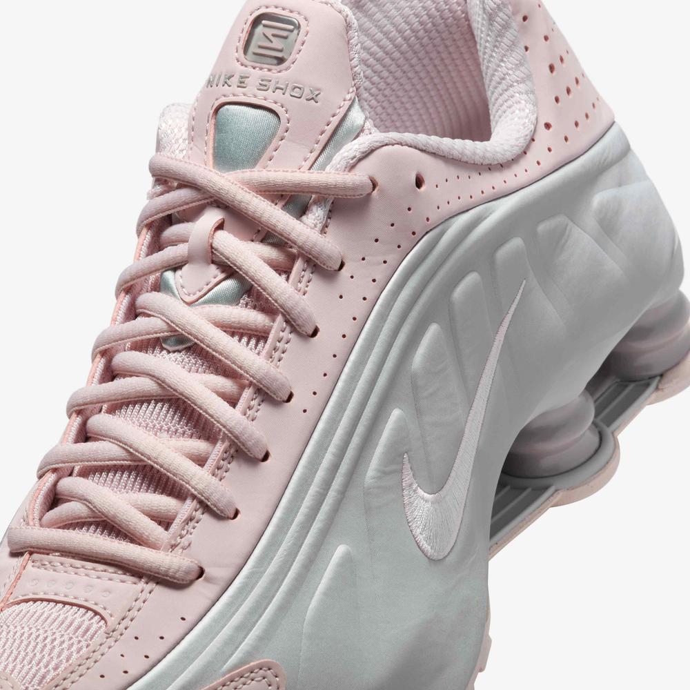 Buty damskie Nike Shox R4 AR3565-600 - różowo-szare