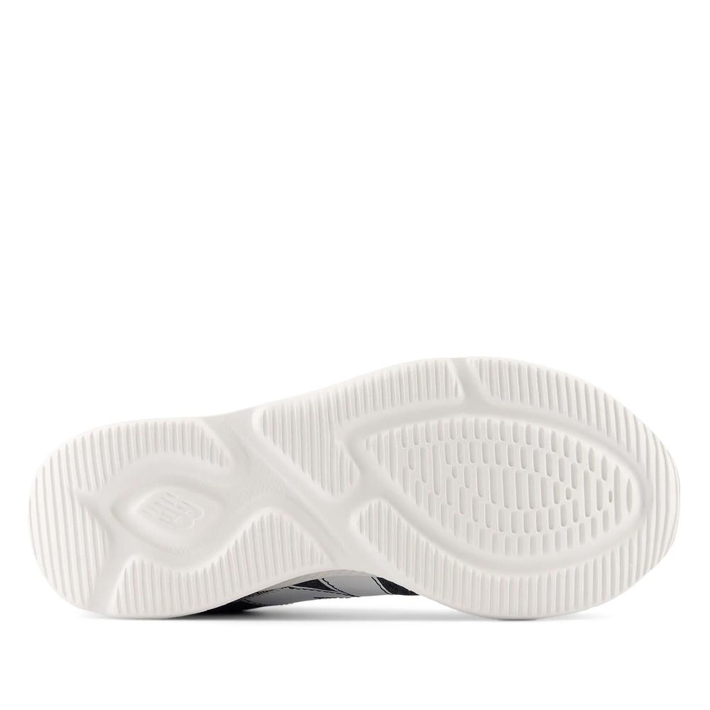 Buty New Balance WE430CB3 - czarne