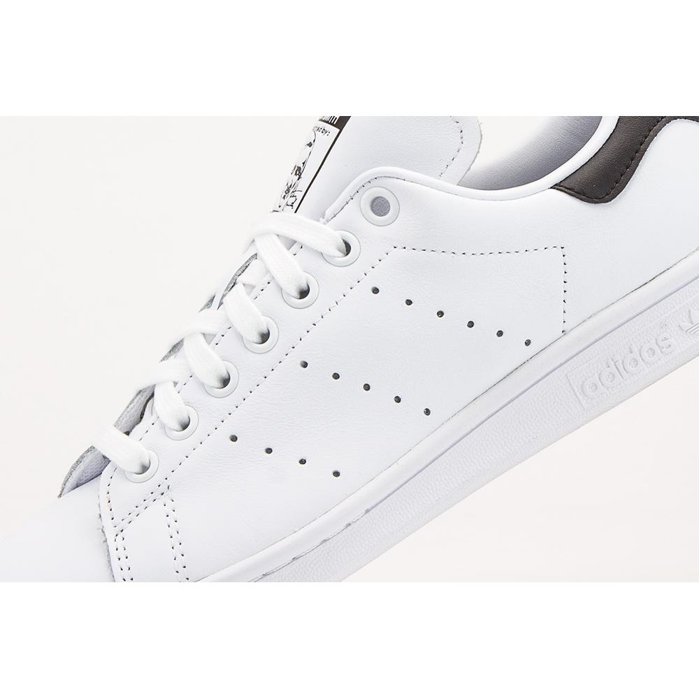 ADIDAS ORIGINALS STAN SMITH > EE5818