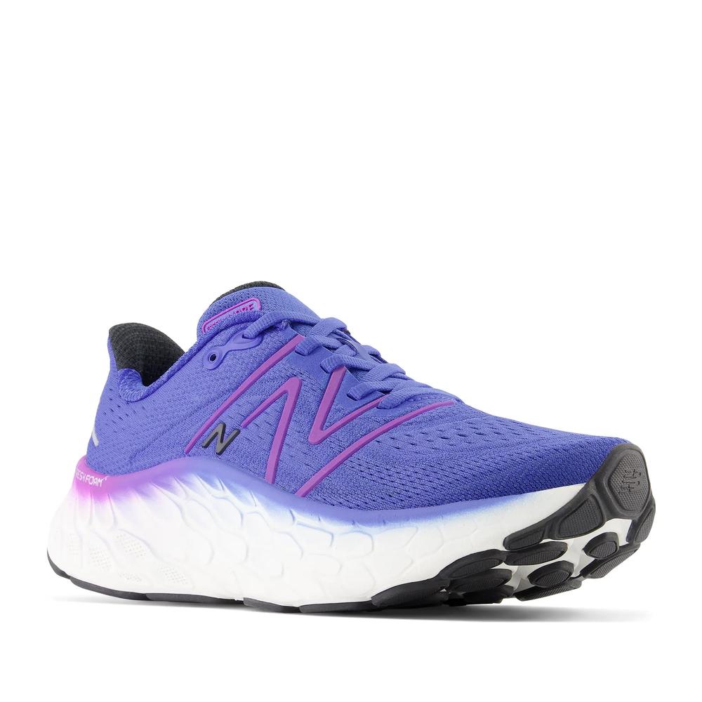 Buty New Balance Fresh Foam More v4 WMORCT4 - fioletowe