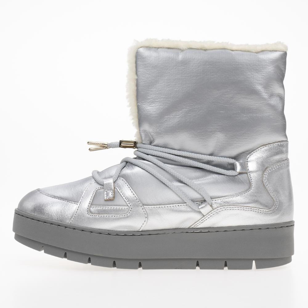Buty Tommy Hilfiger Tommy Essential Silver Boots FW0FW07506-0IM - srebrne