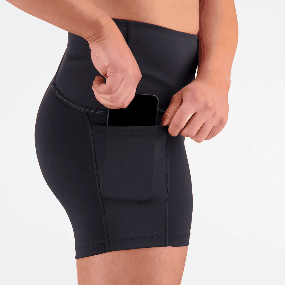 Spodenki New Balance WS31289BK - czarne