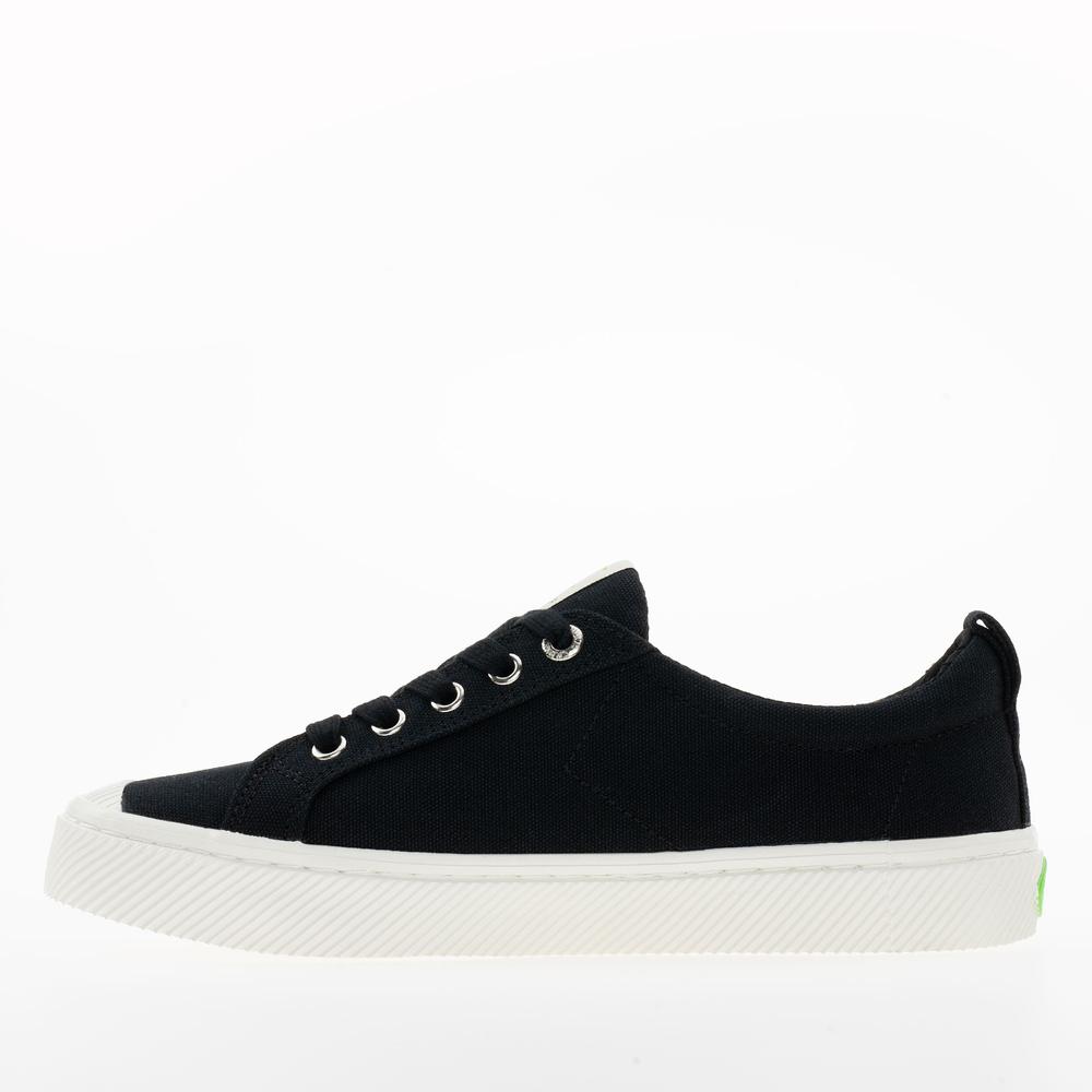Buty damskie Cariuma Oca Low 100103B01 - czarne