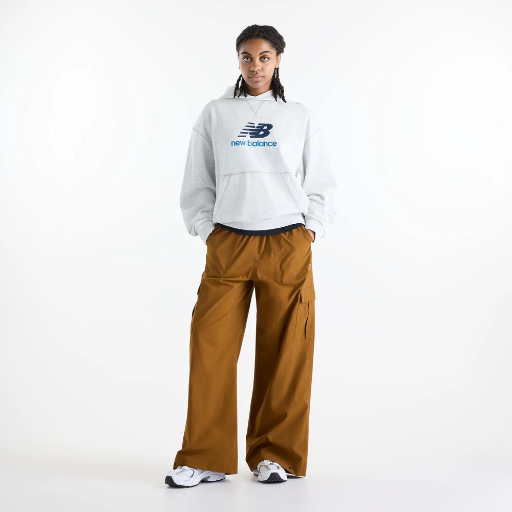 Spodnie damskie New Balance Cargo WP53504BFT - brązowe