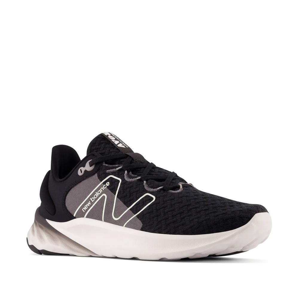 Buty New Balance Fresh Foam Roav v2 MROAVHK2 - czarne
