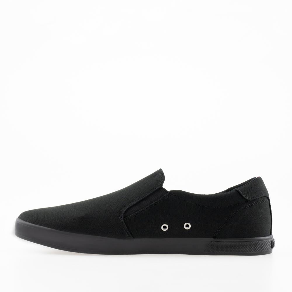 Buty Tommy Hilfiger Iconic Slip On FM0FM00597-0GK - czarne