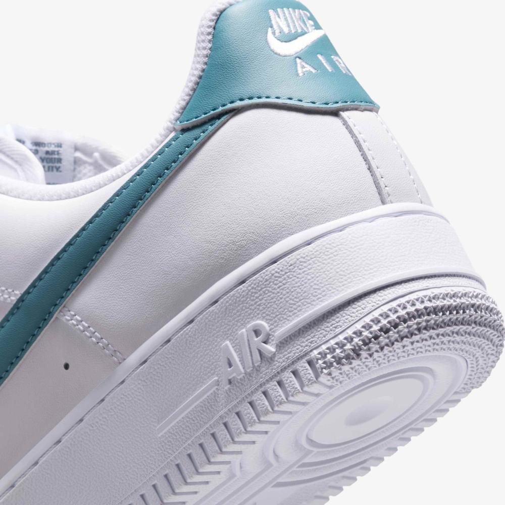 Buty męskie Nike Air Force 1 '07 FJ4146-114 - białe
