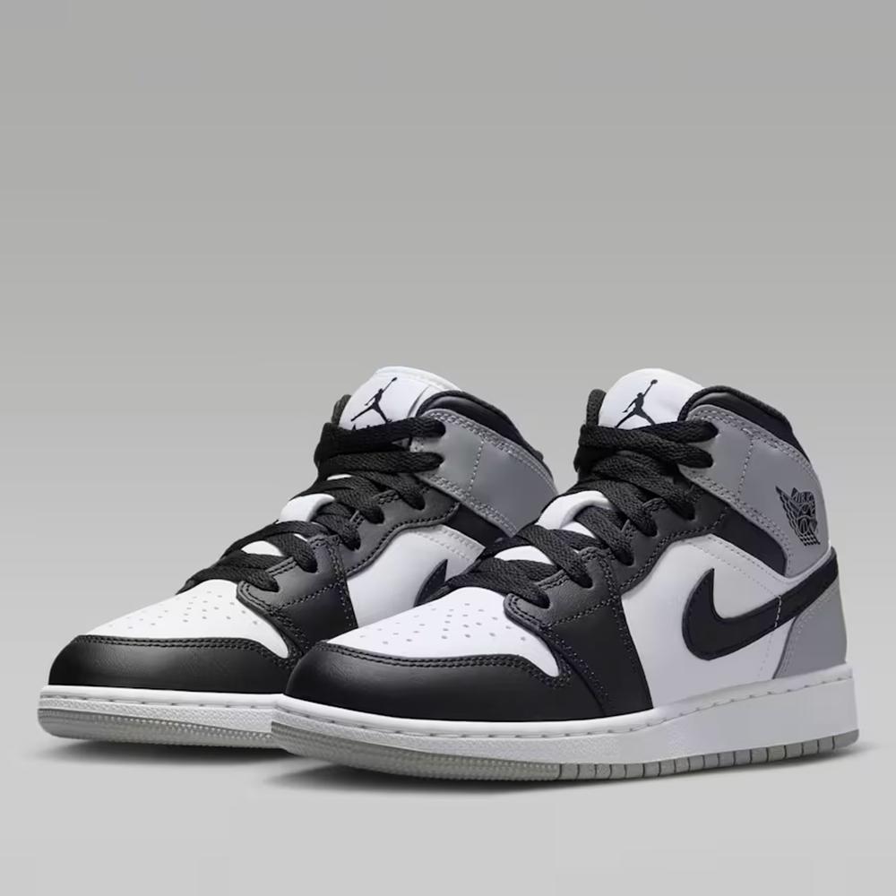 Buty młodzieżowe Nike Air Jordan 1 Mid DQ8423-101 - biało-czarne