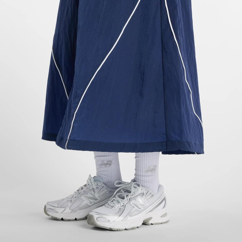 Spódnica damska New Balance WB61D2OPNNY - granatowa