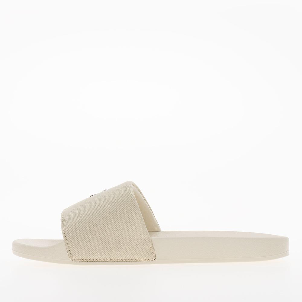 Klapki Calvin Klein Slide Monogram Hardware YW0YW01713-AEO - białe