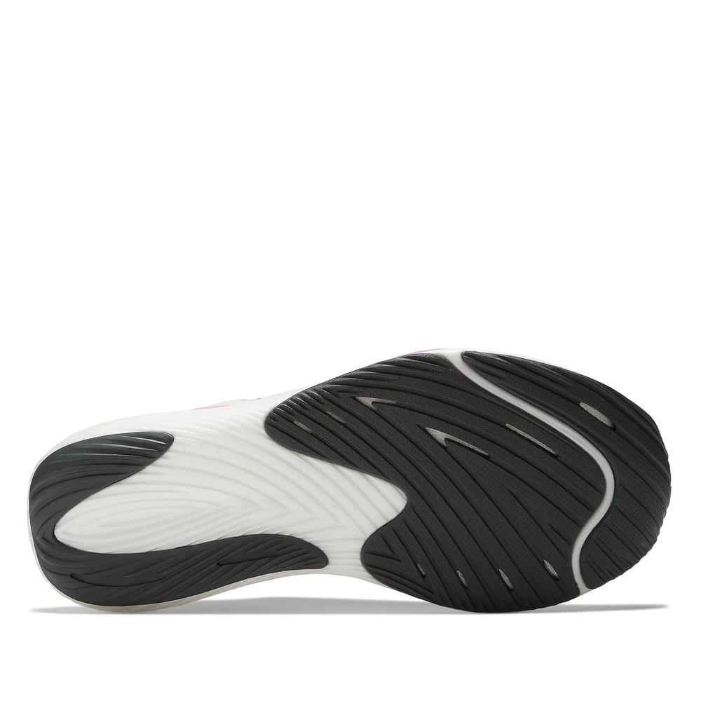 Buty New Balance FuelCell Rebel v3 WFCXCW3 - białe
