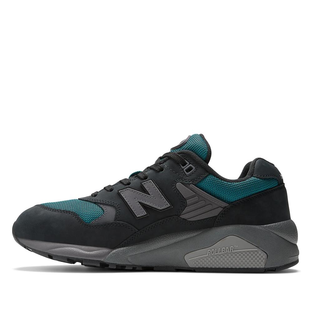 Buty New Balance MT580VE2 - czarne