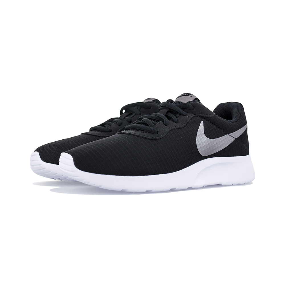 Nike Tanjun SE 844908-002