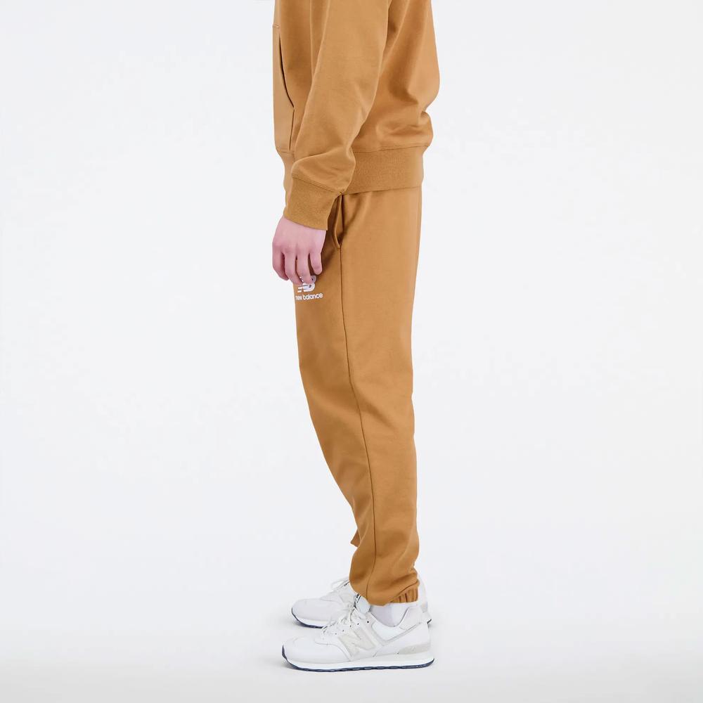Spodnie New Balance MP31539TOB - brązowe