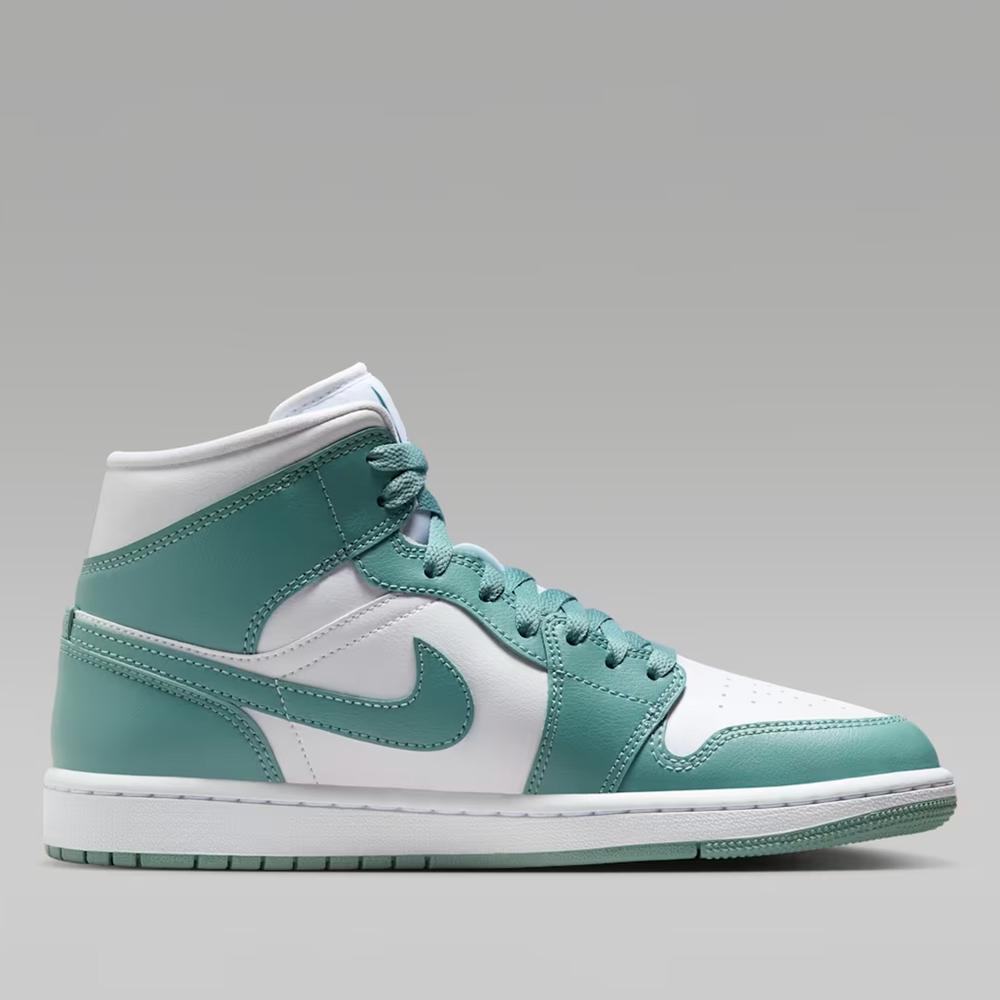 Buty damskie Nike Air Jordan 1 Mid BQ6472-138 - biało- zielone