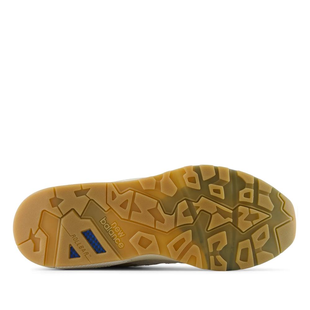 Buty New Balance MT580ESB - beżowe