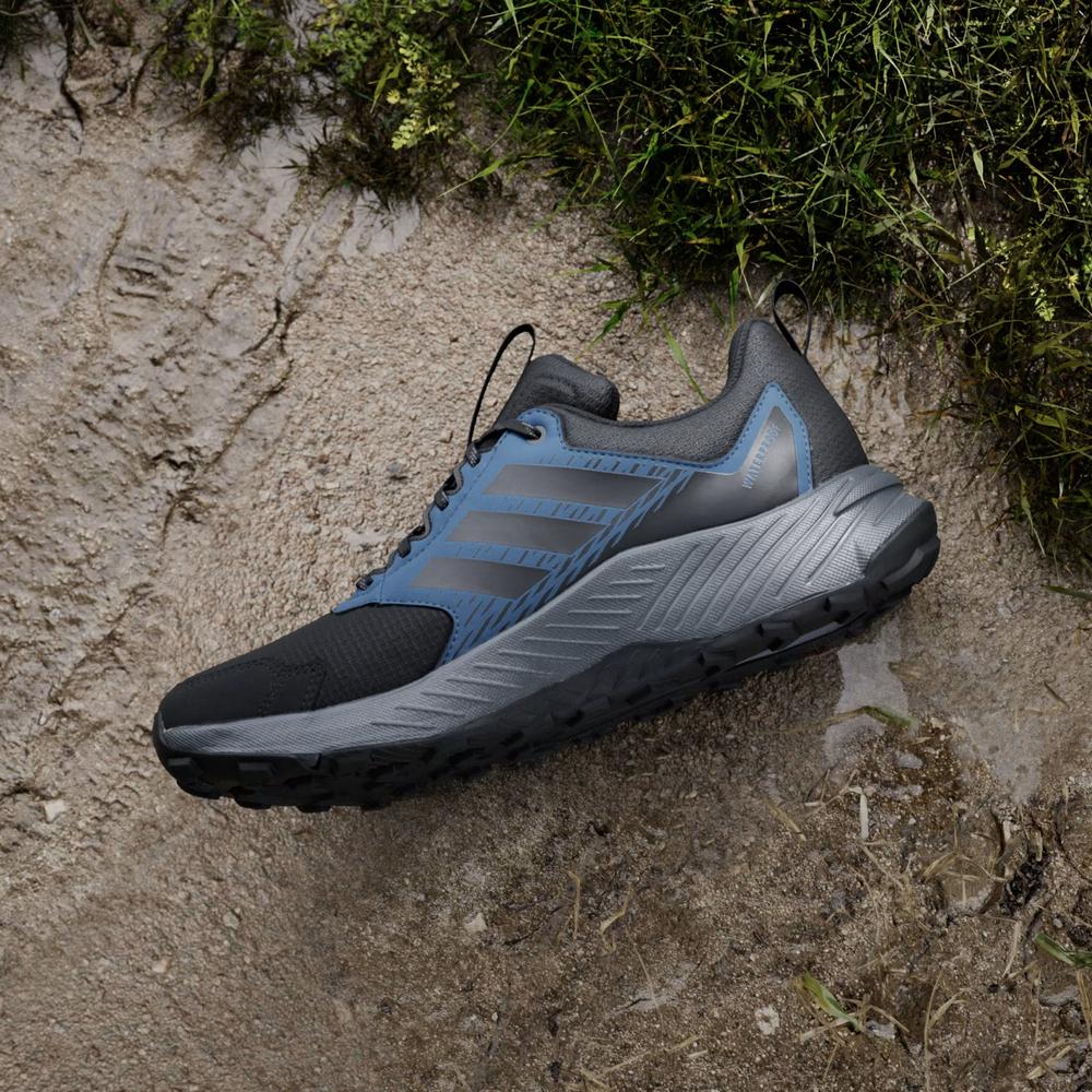 Buty męskie adidas Terrex Tracefinder 2 Climaproof JR7769 - czarno-niebieskie