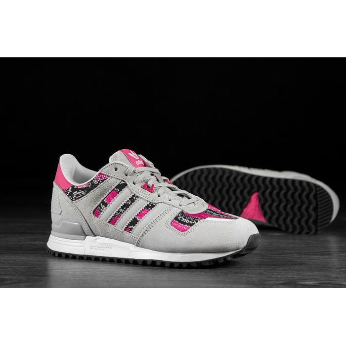 adidasのXトップモデル