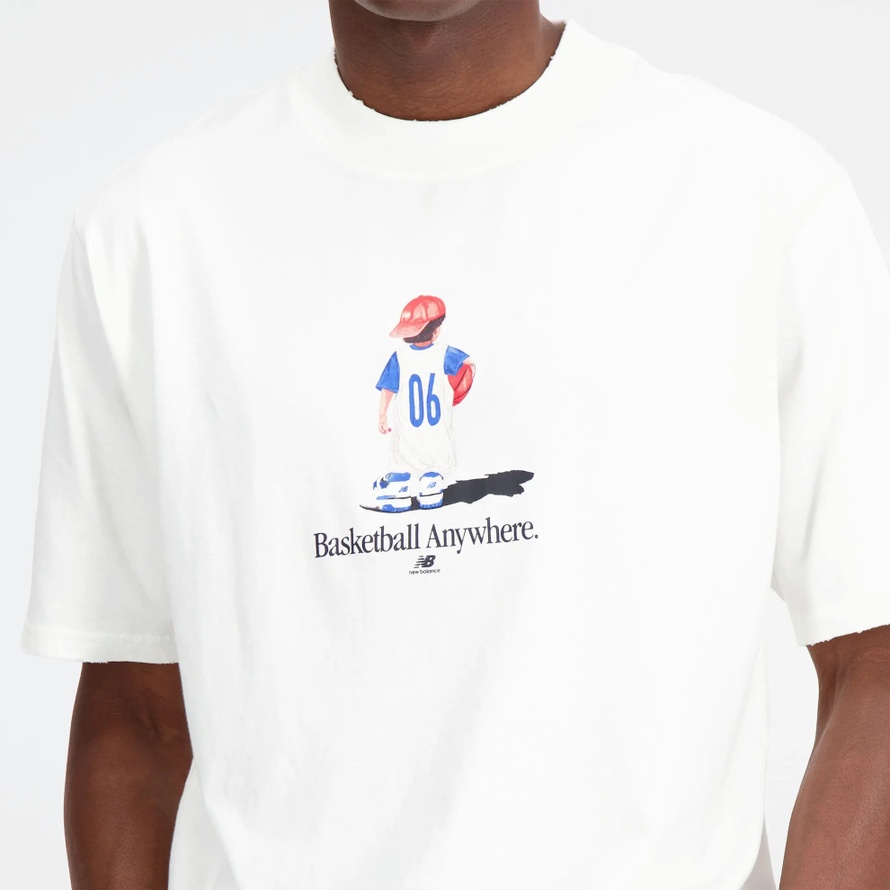 ★New Balance★ NBNEF21543 UNI NB BOY Basketball Lettering S Koszulka New Balance MT33588SST męska, biała