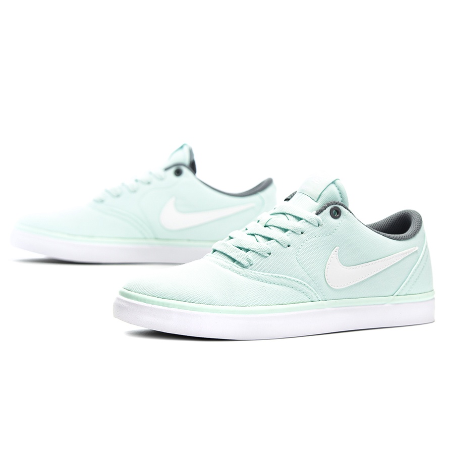 Nike wmns sb on sale check solar cnvs