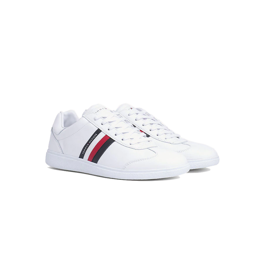 Tommy Hilfiger ESSENTIAL >