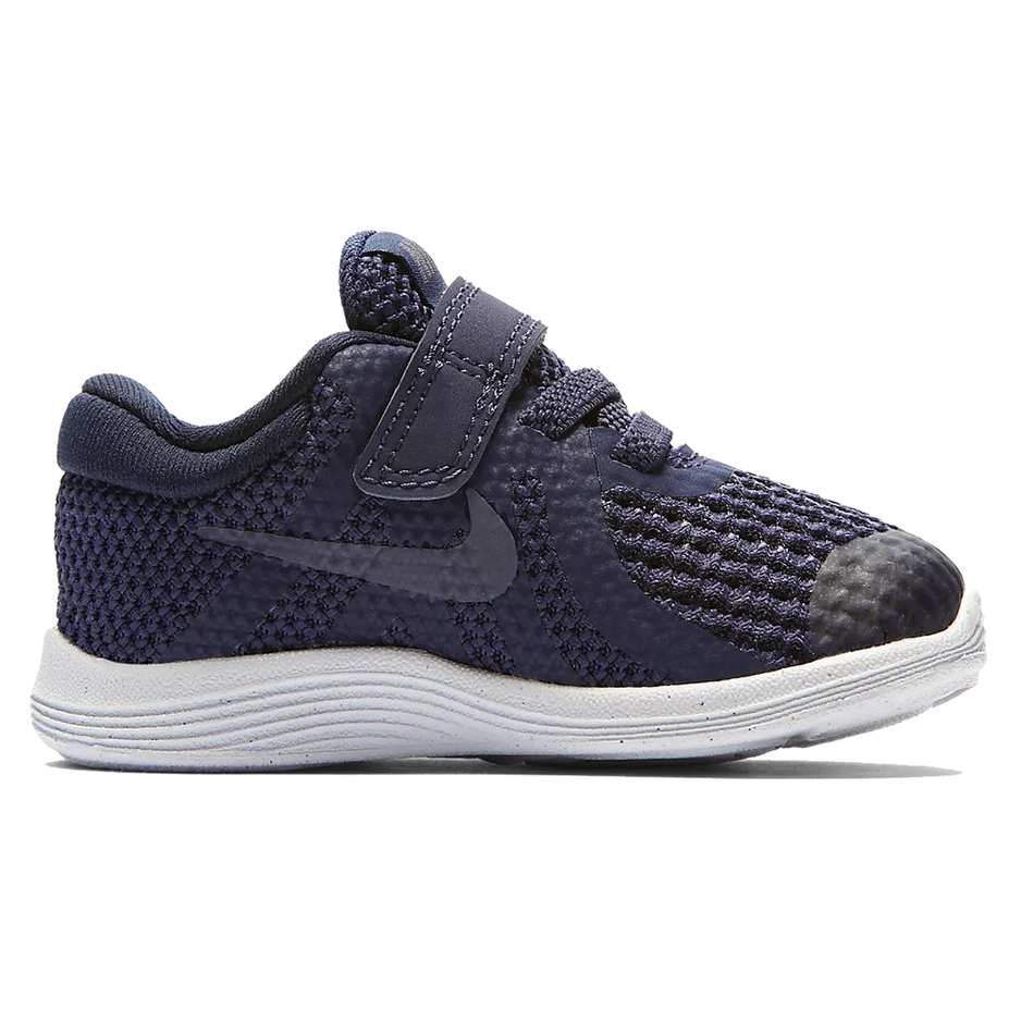 Nike Revolution 4 943304-501