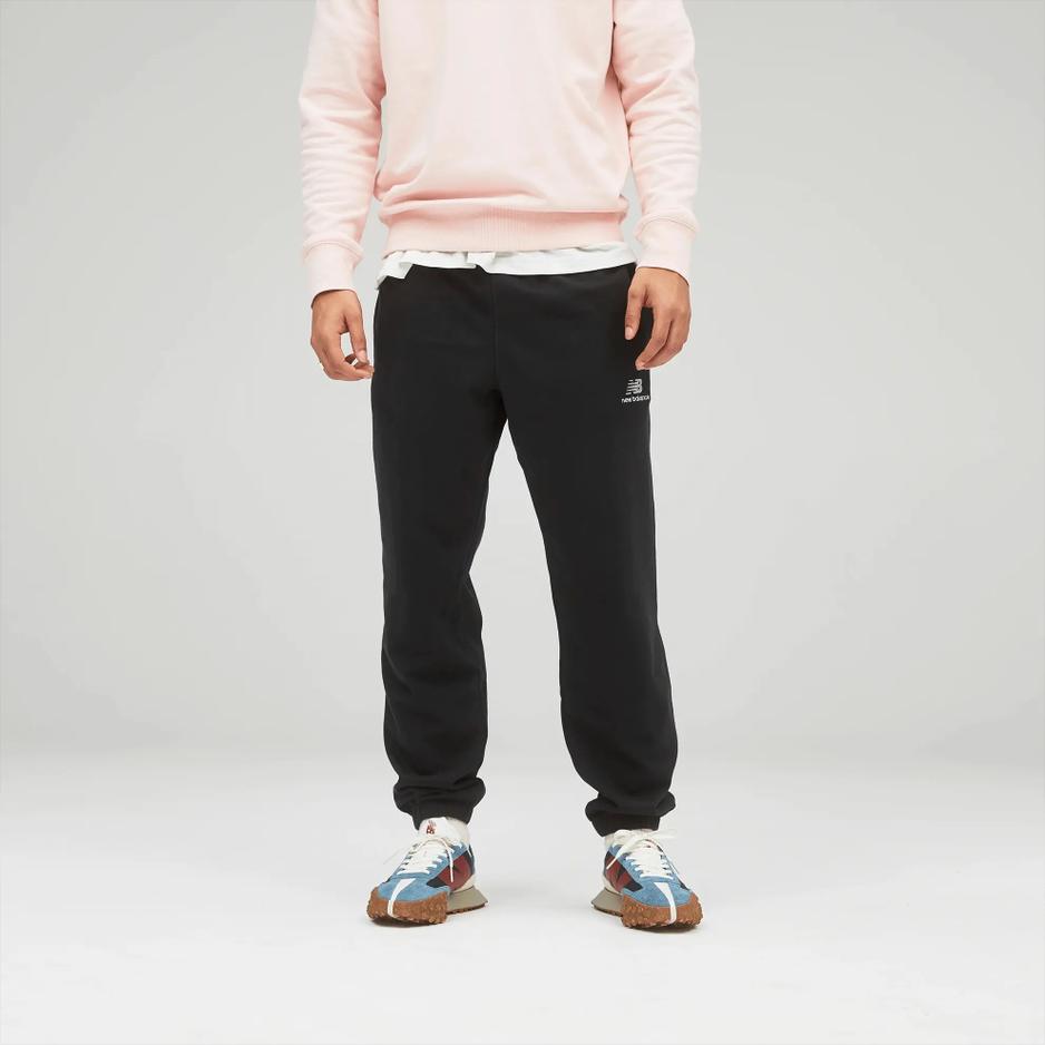 Spodnie New Balance UP21500BK - czarne