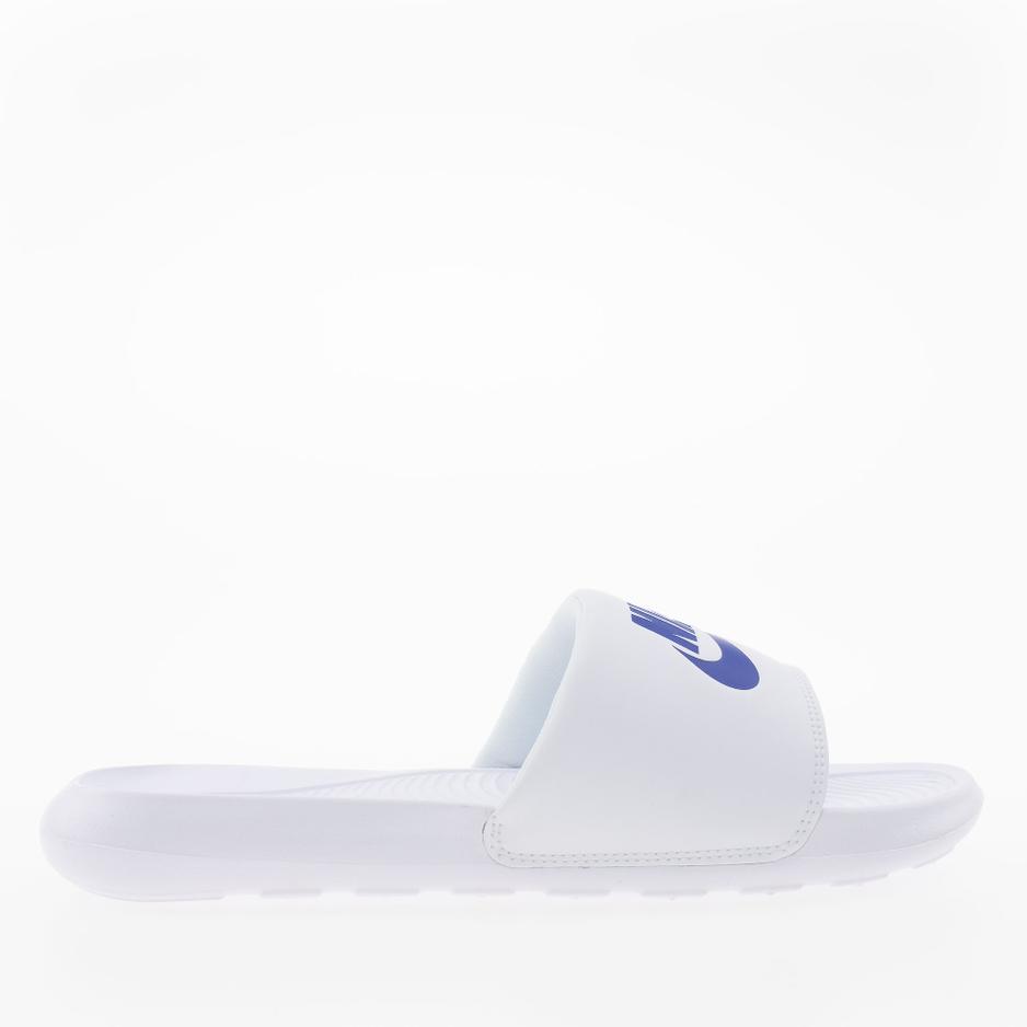 Klapki Nike Victori One CN9675-102 - białe